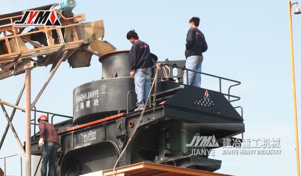 江西南昌鹅卵石机制砂生产线试机投产